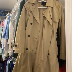 Banana Republic Trench coat size small